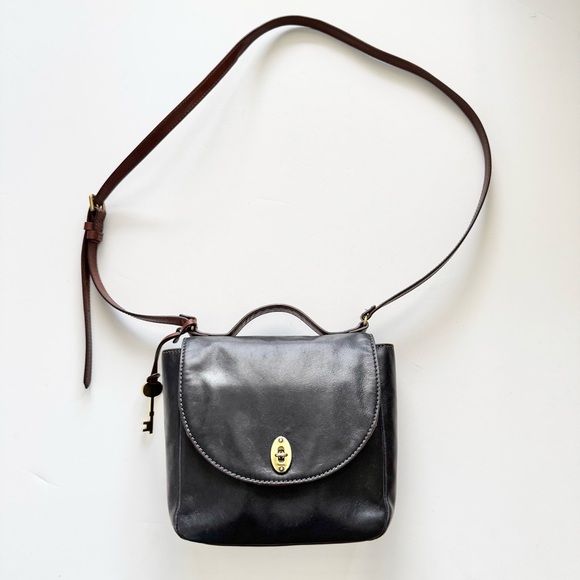 Fossil Vintage Classic Black Crossbody Handbags - Picture 2 of 16